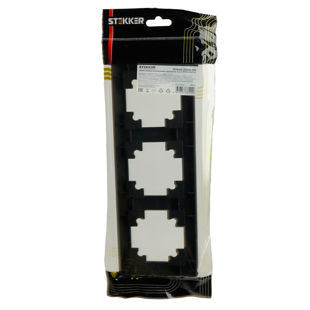 Рамка STEKKER, PFR00-7003-05 3-местная, пластик, серия Катрин, черный от компании Stekker